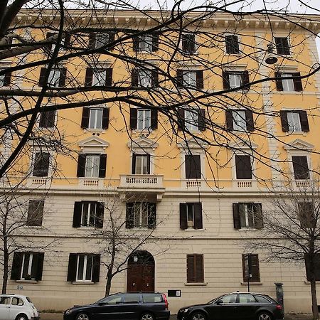 74 Crescenzio House Hotell Roma Eksteriør bilde