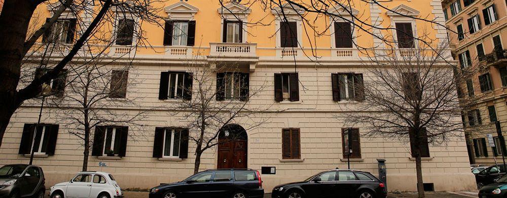 74 Crescenzio House Hotell Roma Eksteriør bilde